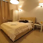 Captain Emo City Apartman Pula