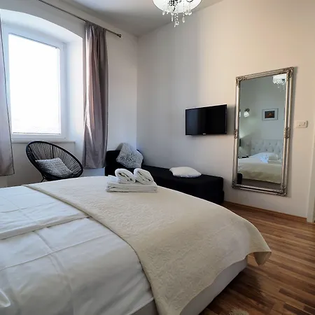 Captain Emo * 풀라