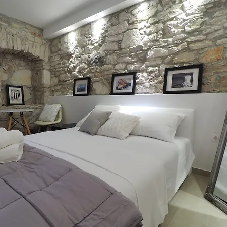 Captain Emo 아파트