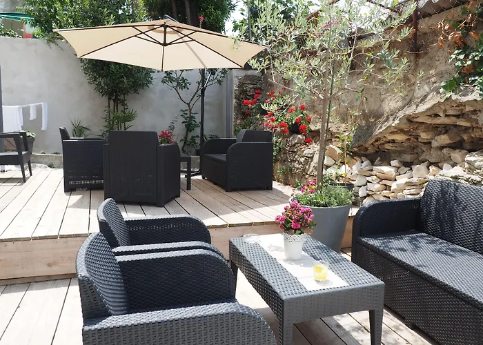 Captain Emo 아파트 *