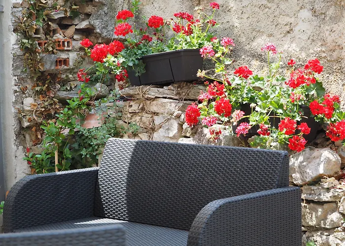 Captain Emo 아파트