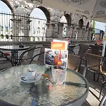 Captain Emo Διαμέρισμα Πούλα