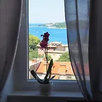 Captain Emo Διαμέρισμα *