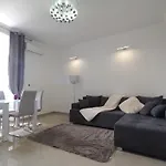 Διαμέρισμα Captain Emo